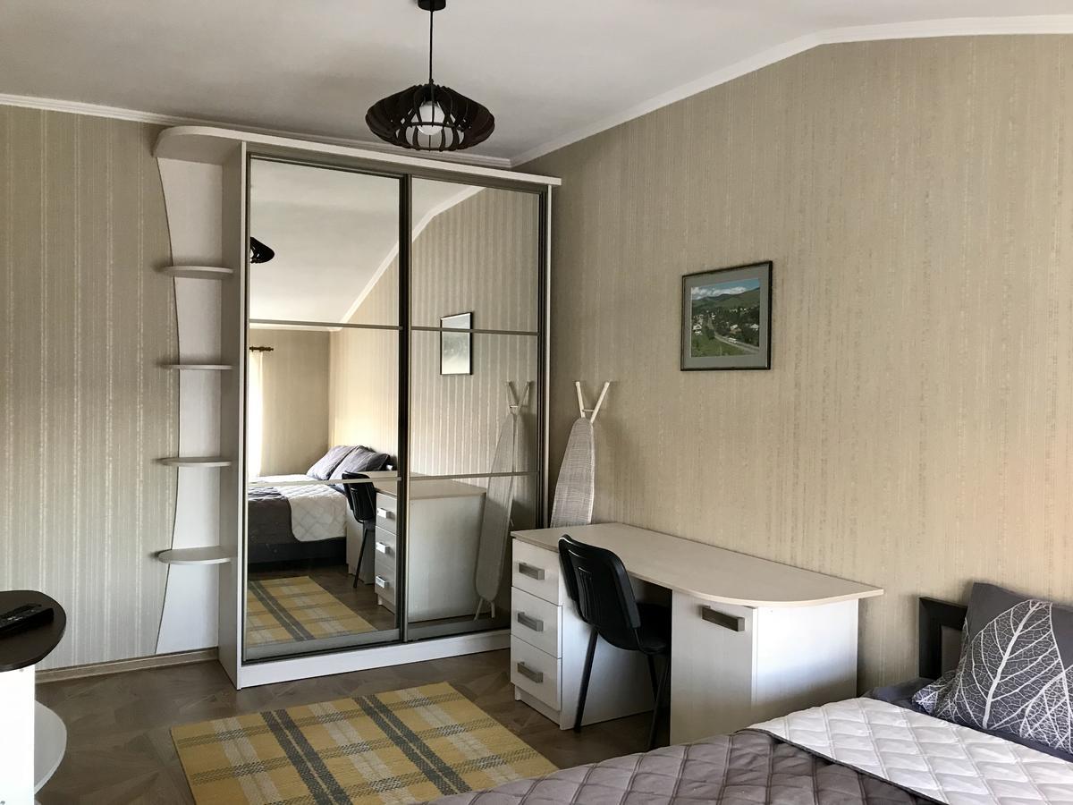 موكاشيفه Panoramic View Top Floor Apartment In The City Center المظهر الخارجي الصورة