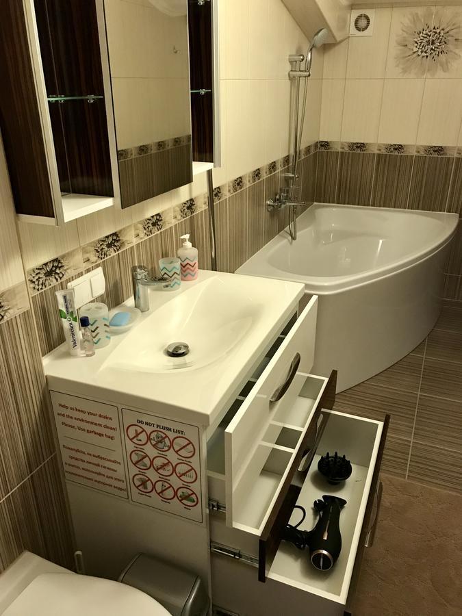 موكاشيفه Panoramic View Top Floor Apartment In The City Center المظهر الخارجي الصورة